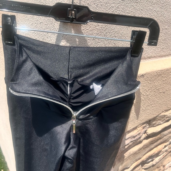 Women women’s size small athletic skinny black legging - Picture 14 of 17